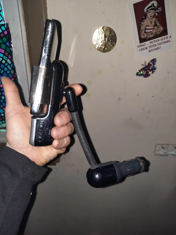 Apple iPod Classic 5th Generation Enhanced 80 GB - White - Image 4 of 4