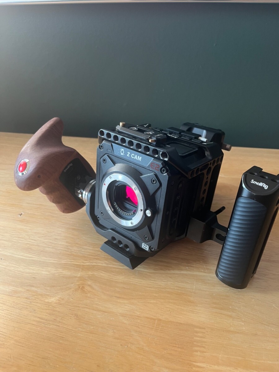 ZCAM E2 M4 ワンオーナー美品　アクティブロックマウント仕様　ケージ付き Z CAM E2-M4 Professional 4K Cinema Camera (Micro Four Thirds