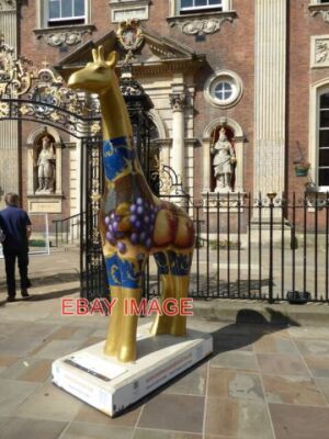 PHOTO  WORCESTER STANDS TALL - GILDED GERTY OUTSIDE THE GUILDHALL. ARTWORK BY GL