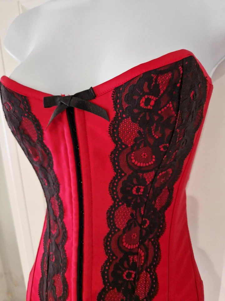 Corsé para mujer Ann Summers rojo negro satinado encaje deshuesado con cordones bustier vasco 12. Foto 3 de 4
