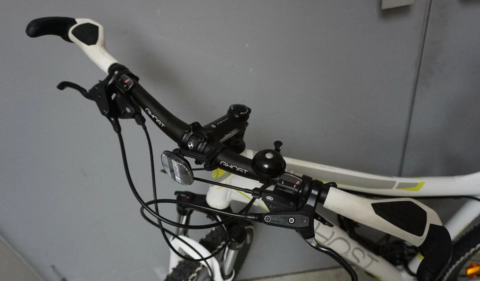 A021-843: Ghost Miss2000 Damen Trekking City Fahrrad Missactinum Edition 26 Zoll - Bild 2 von 4