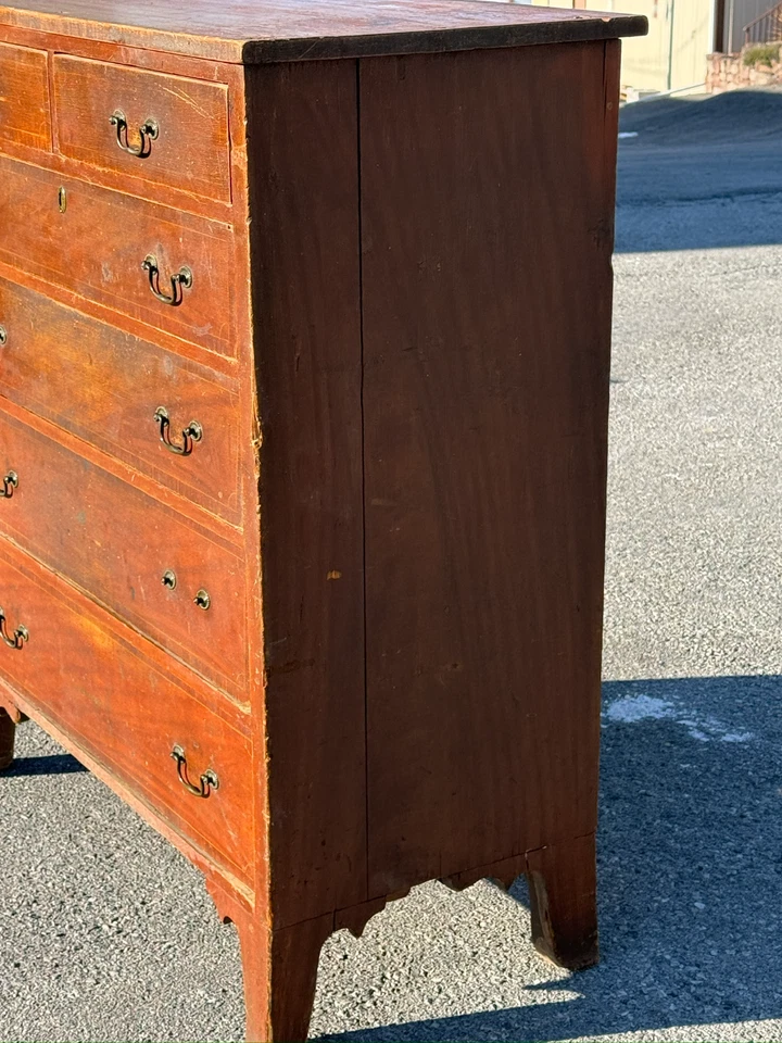 Pintura roja 1790 decorada Hepplewhite antiguo pecho alto arte popular Pa superficie antigua Foto 3 de 4