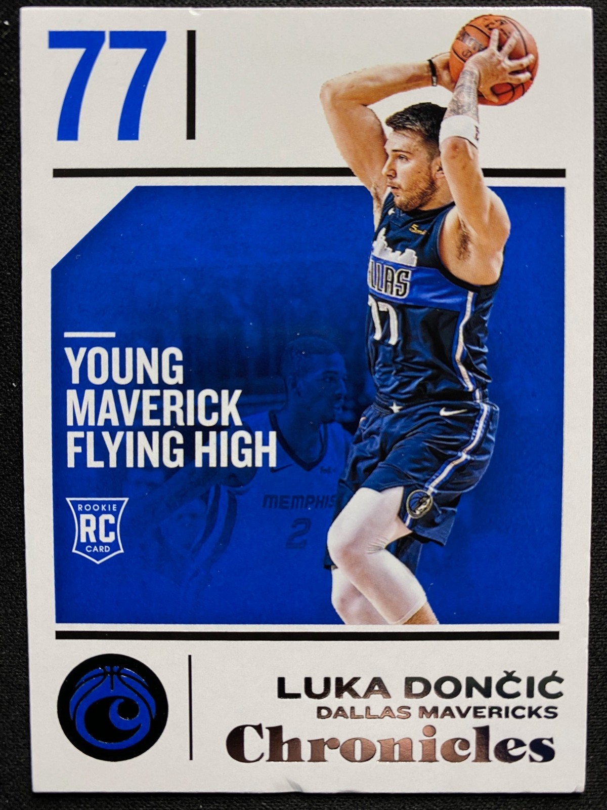 2018-19 Panini Chronicles Luka Doncic RC #71 Mavericks / Lakers Rookie VG