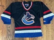 VTG CCM Vancouver Canucks NHL Jersey Mens M Black & Team Color Sewn Logo Canada