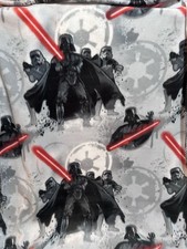 Manta Star Wars 42x56." Usada una vez. Cuenta con Darth Vadar. Ver detalles