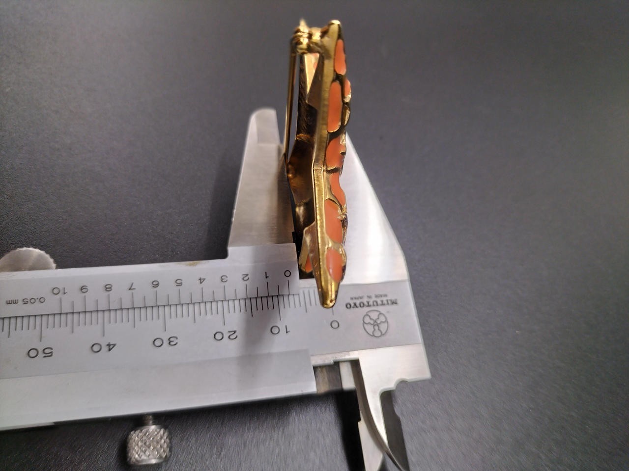 VALENTINO Star/Vintage  Brooch Orange Gold Used thumbnail 7