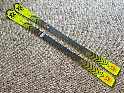 Volkl Racetiger SL World Cup 150cm Race Skis FIS Junior - Flat
