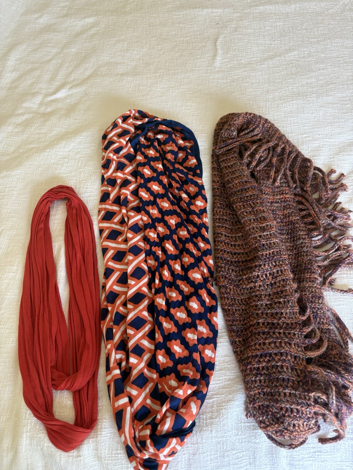 Set of 3 stylish infinity scarves for women