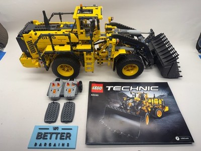 LEGO Technic Volvo L350F Wheel Loader 42030 Retired 2014 COMPLETE w/ Instruction
