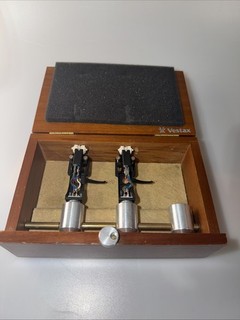 Pair of Shure M44 7 DJ Cartridges on Technics SL 1200 Headshells Tested.