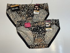 NWT Maidenform Comfort Devotion Panties 40046 Size M 5  2 Pairs