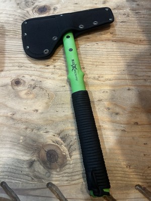 United Cutlery M48 Hawk UC2946 Apocalypse Tactical Tomahawk Axe