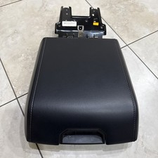 Oem 2015-2020 Ford F-150 Center Console Lid Arm Rest Black Xlt Oem Fl3b1504604aa Oem 2015-2020 Ford F-150 Center Console Lid Arm Rest Black Xlt Oem Fl3b1504604aa