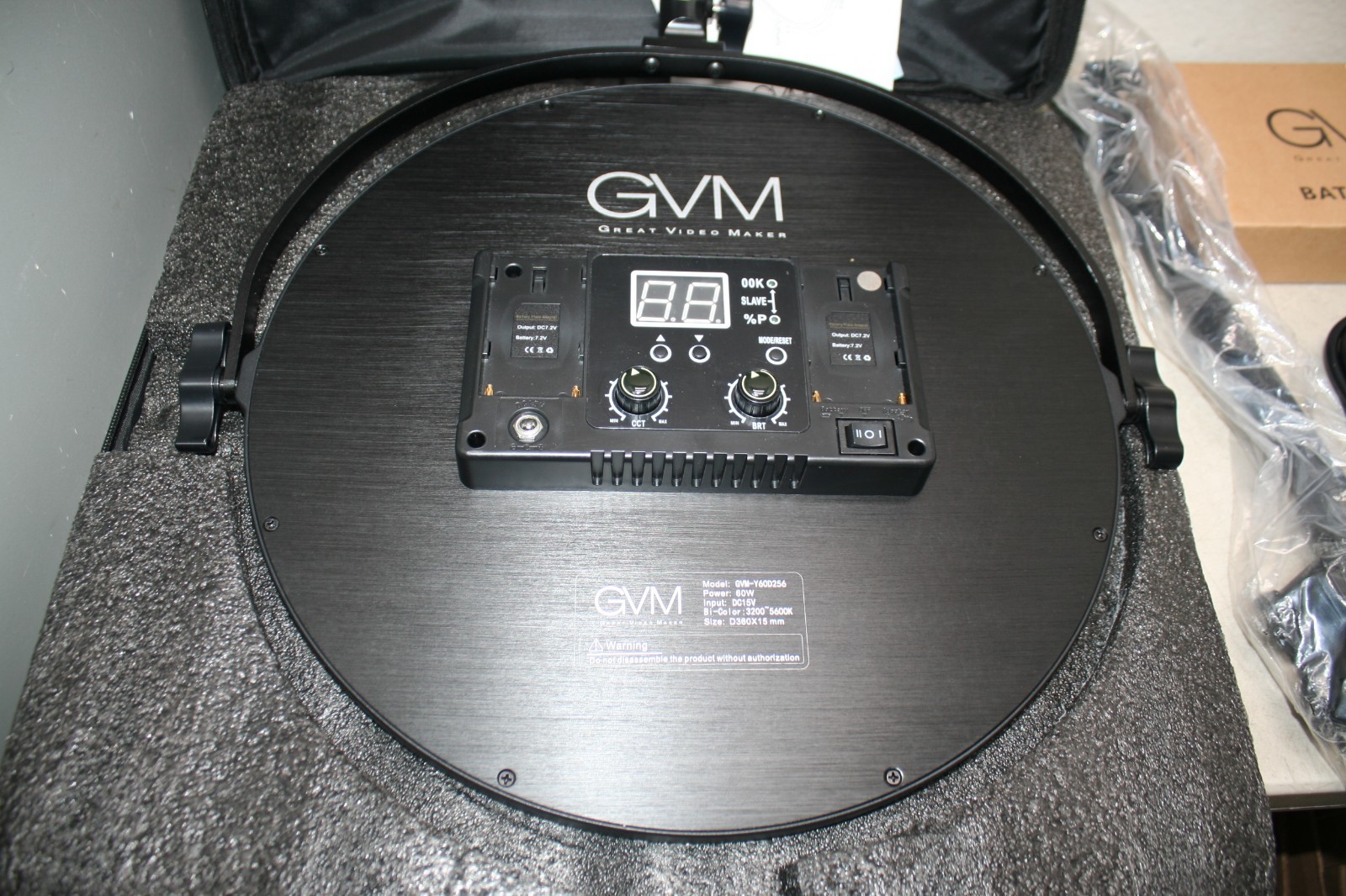 GVM Y60D256 14" 60W Bi-Color Soft LED Edge Video Light with Batteries NEW