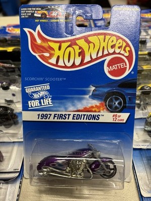 1997 HOT WHEELS FIRST EDITIONS #519  SCORCHIN` SCOOTER PURPLE NOS