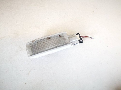 3b0947113 Innenraumleuchte Leseleuchte  Volkswagen Passat DE2004856-25