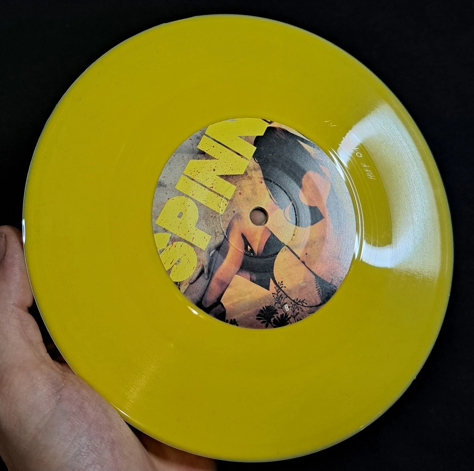 Spinnerette Brody Dalle 2009 Baptized By Fire Limited Yellow 7" Vinyl - Image 4 of 4