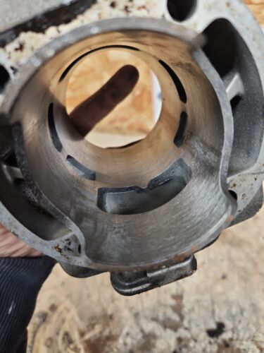96 SKIDOO MXZ FORMULA TOURING SKANDIC 440 MAG CYLINDER PISTON 420923356 - Foto 9 di 10