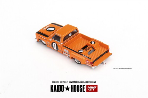 Kaido House x MINI GT 1:64 Datsun/Chevrolet Diecast Model Car - Picture 4 of 11