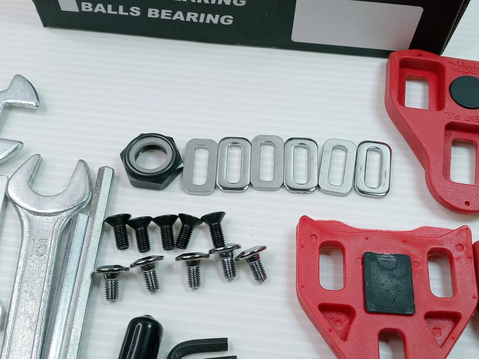 VENZO 3 in 1 Look Delta Toe Cage Bicycle Pedals / Open Box New Condition  - Image 3 of 4