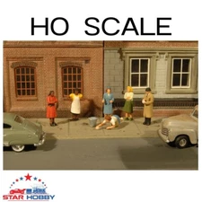 Bachmann 33117 Sidewalk People Figures (HO Scale)