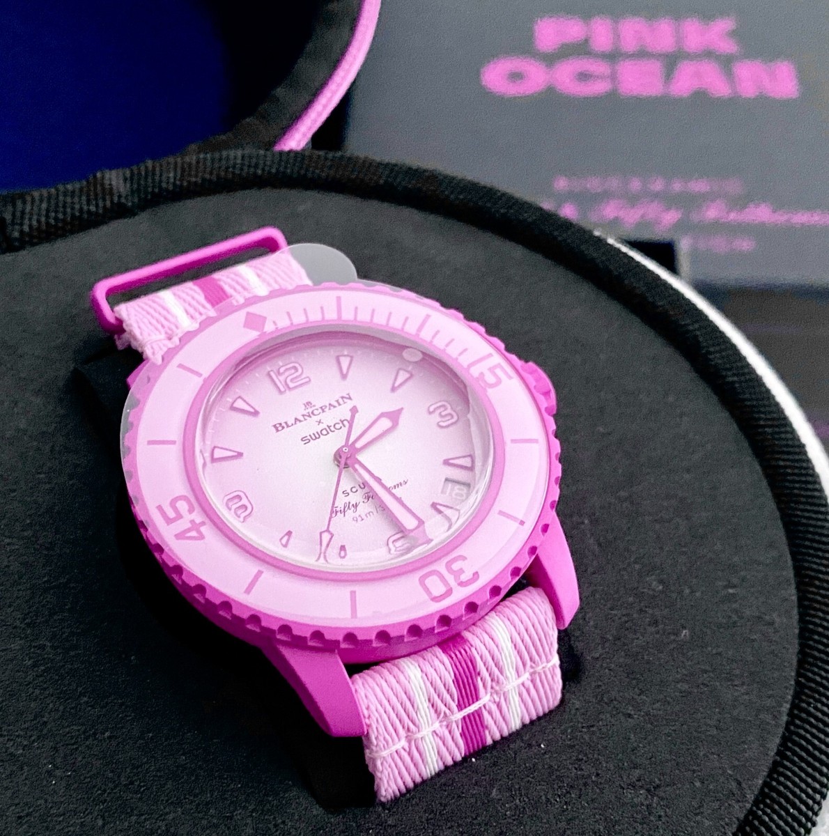時計 Blancpain x Swatch Pink Ocean PINK OCEAN: Bioceramic Scuba Fifty Fathoms Collection
