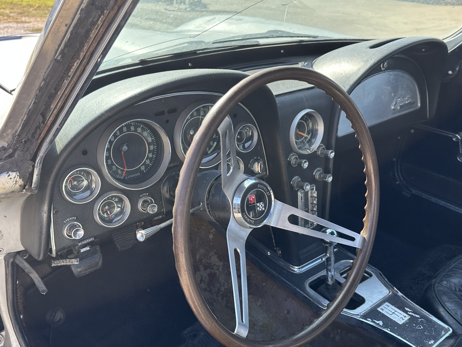 1964  Chevrolet Corvette   | C2 Corvette Photo 10