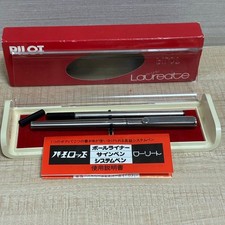 PILOT Laureate Silver Stripe Ballpoint Pen Case Refill Set