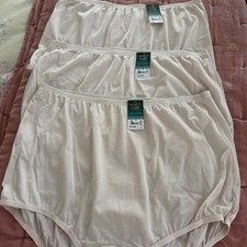 NEW 3 Vanity Fair Perfectly Yours Ravissant Tailored Brief Panties Fawn 8/XL