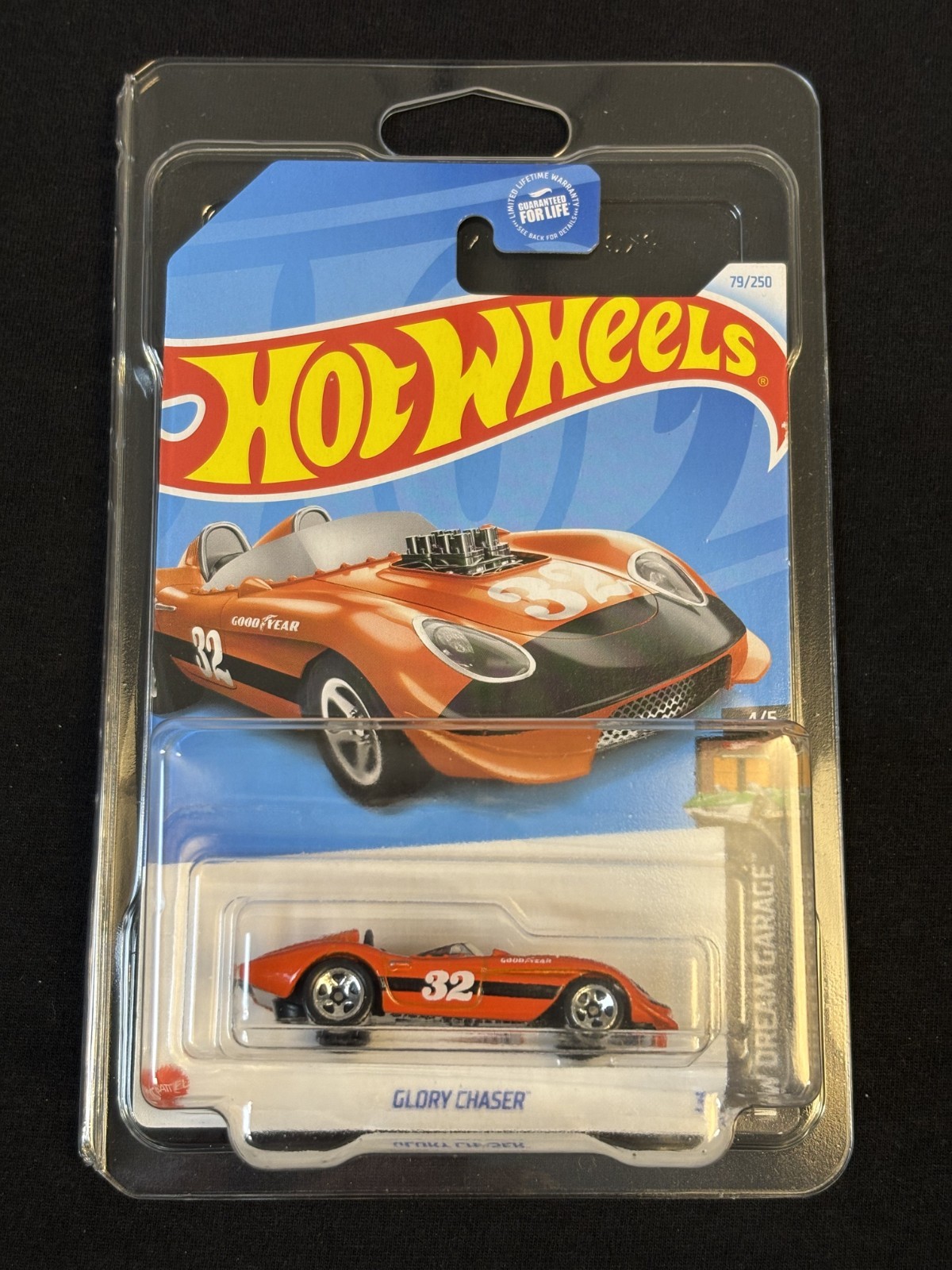 2024 MATTEL HOT WHEELS GLORY CHASER 79/250 DREAM GARAGE 4/5 ORANGE W/ PROTECTOR