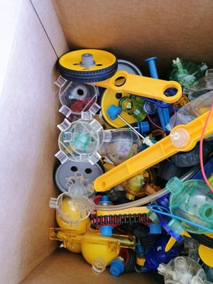 Vintage CAPSELA Toys Huge Parts Lot Gears, Floats, Wheels, 11 Pounds