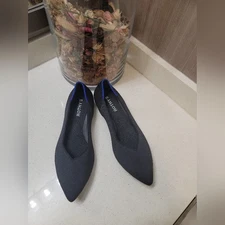 Black Rothy’s The Point Size 8.5