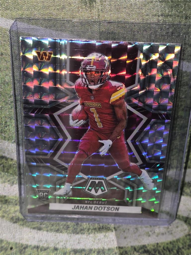 2022 Panini Mosaic Jahan Dotson NFL Debut Silver Prizm #280 - Commanders Rookie