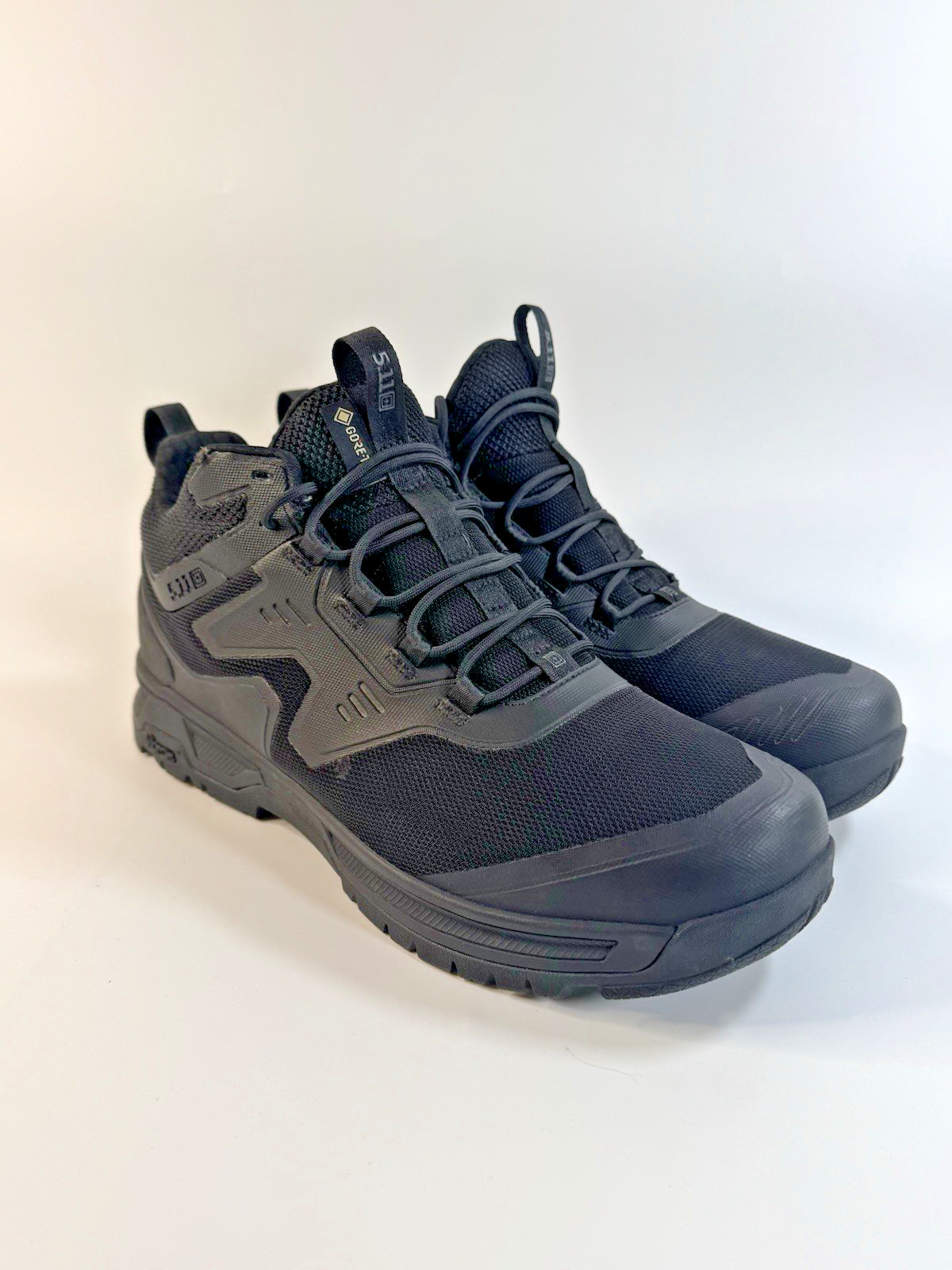 5.11 Tactical A/T Elite Mid GORE-TEX Boots 10.5 MEN Black image 3