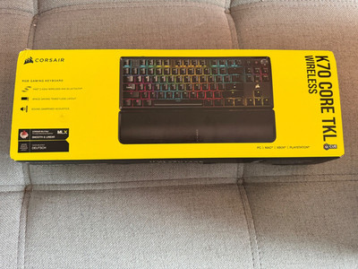 Corsair K70 Core TKL RGB Gaming-Tastatur, Schwarz, MLX Red v2, Tenkeyless