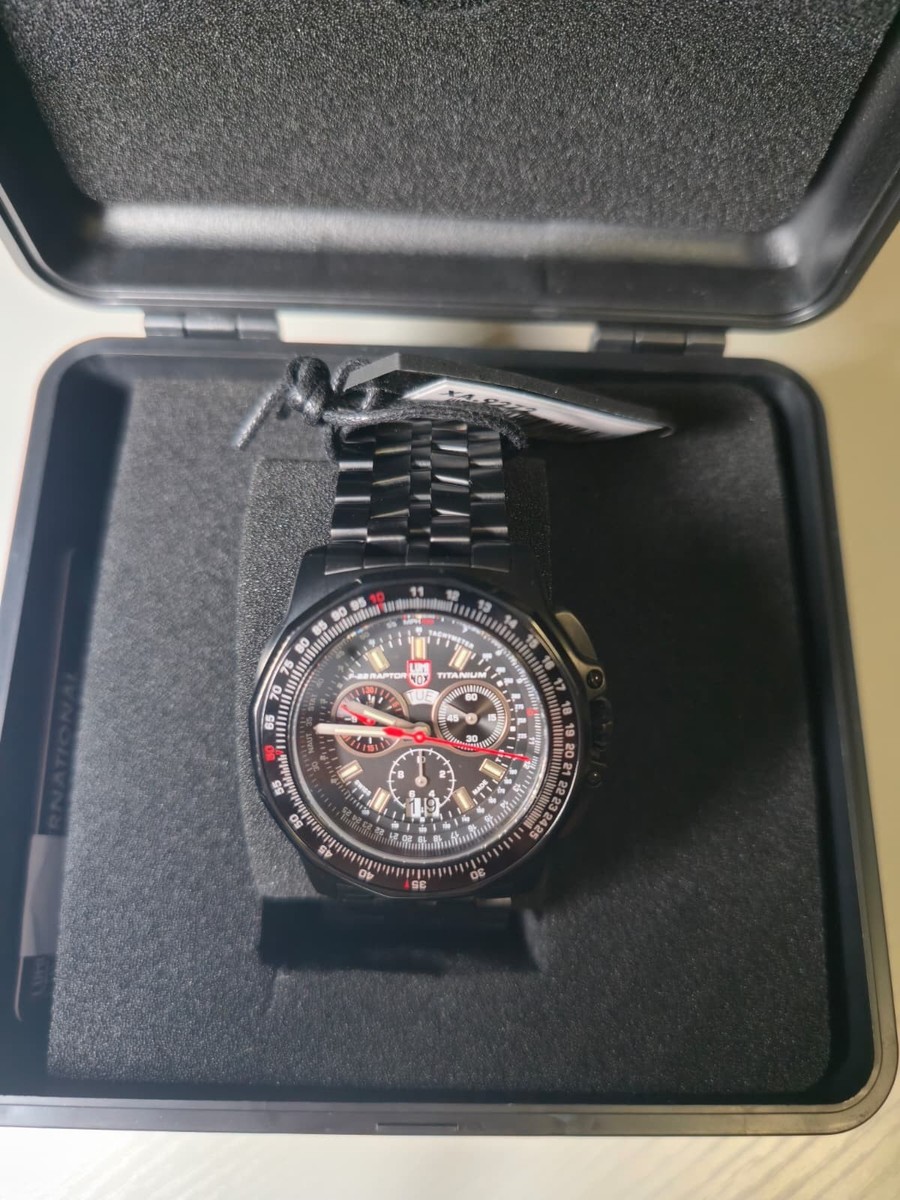 Luminox F-22 RAPTOR™ Titanium 9270 Series Pilot Watch, 44 mm ( XA