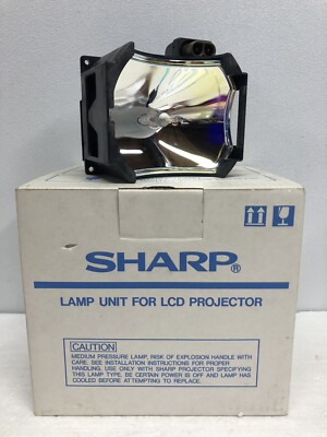 Genuine OEM SHARP Lamp Unit for LCD Projector P/n BQC-XGE650UB1 NEW