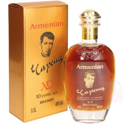 0,5 L Armenischer Brandy armenien Charents  10Jahre Reifezeit Geschenkverpackung
