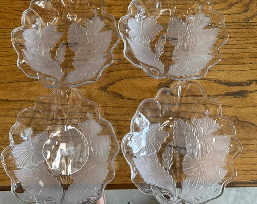 "SAVOIR VIVRE"BOXED SET OF 4*HIBISCUS*PLATES~7"/18CMS~BNIB~JAPAN* - Picture 7 of 11