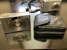 Canon Digital ELPH 2 Camera with Case