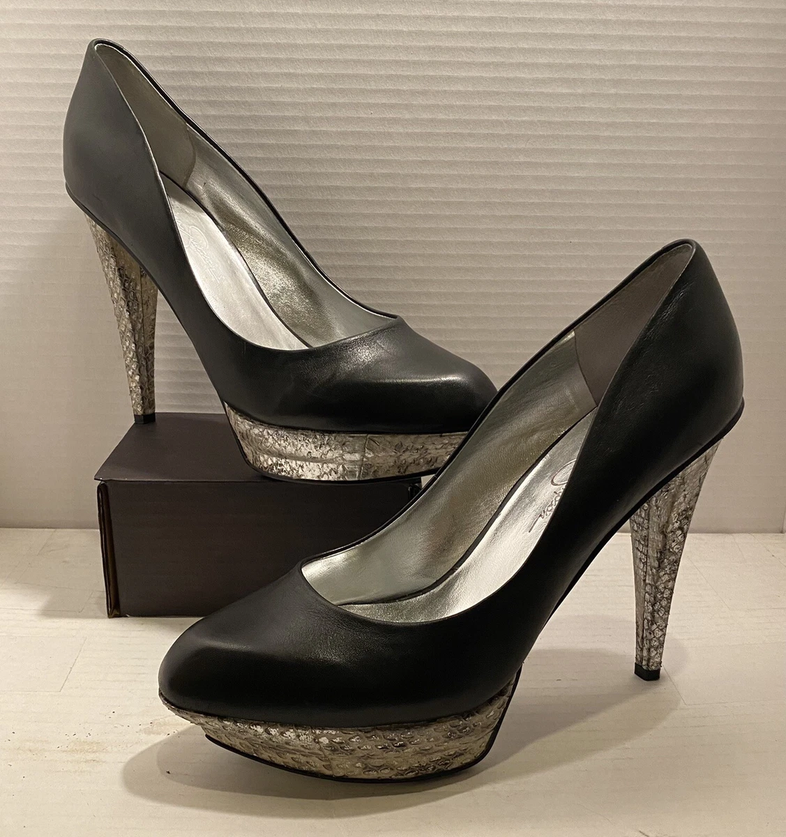 Jessica simpson black snakeskin heels sale