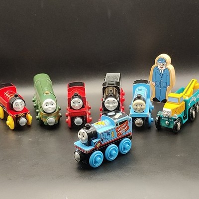 Thomas & seine Freunde Holzeisenbahn Zug Konvolut inkl. Brio Butch Day Out mit Thomas 