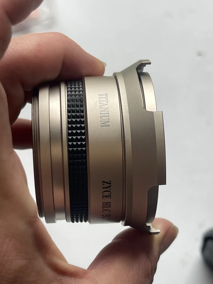 35mm Titanium Zyce HLC Super Wide Macro Fisheye Converter Video Lens 0.42X AF - Image 4 of 4