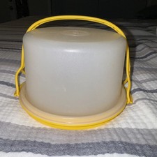 Tupperware Toys Mini Cake Taker Yellow