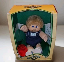 NEVER PLAYED WITH STILL IN BOX 1983 CABBAGE PATCH DOLL SIDNEY ERNIE W/ PAPERS