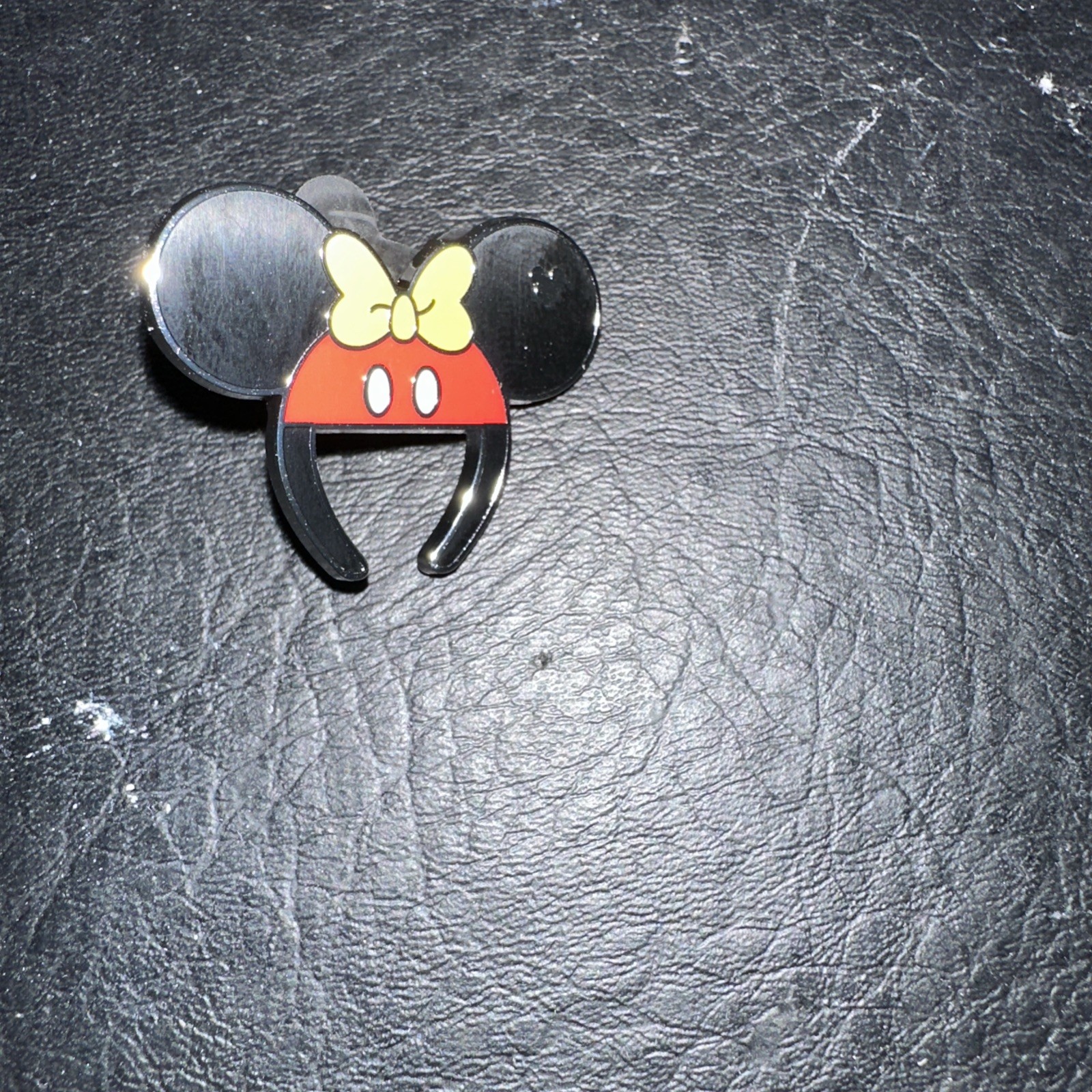 2025 Disney World Hidden Mickey Ear Headbands Pin