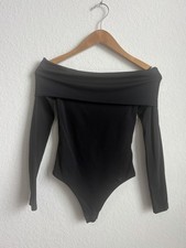 Aritzia Contour Black Off-the-Shoulder Long Sleeve Bodysuit XS Stretch