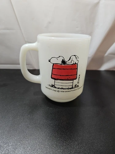 Vtg Snoopy Milk Glass Mug Anchor Hocking 1958 Peanuts - "Allergic To Morning"