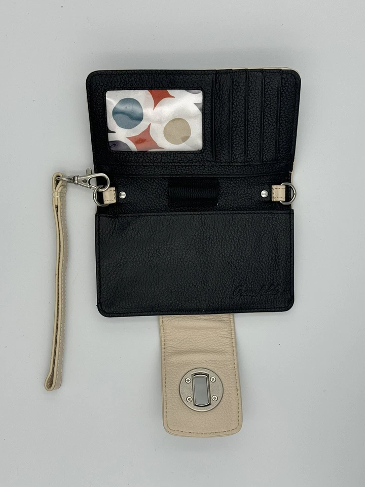 NUEVO SIN ETIQUETAS Grace Adele Tarjetero Muñequera Cuero Patente Negro Y Crema Foto 2 de 4