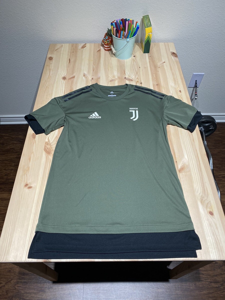 Juventus Football Soccer UCL Training Soccer Jersey 17/18 Size